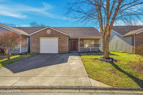 9920 Greylock Way, Knoxville, TN 37931