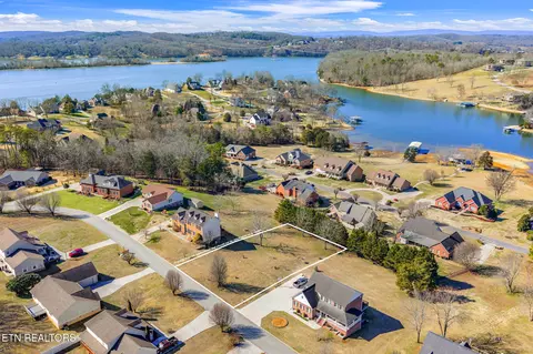 146 Hartford Village Way, Kingston, TN 37763