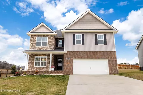 2162 Tributary Dr, Sevierville, TN 37876