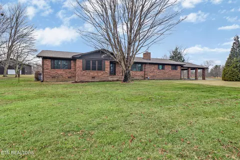 2359 Open Range Rd, Crossville, TN 38555