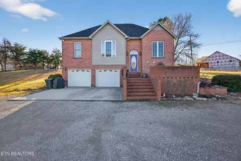 409 Westwood Dr, Sparta, TN 38583