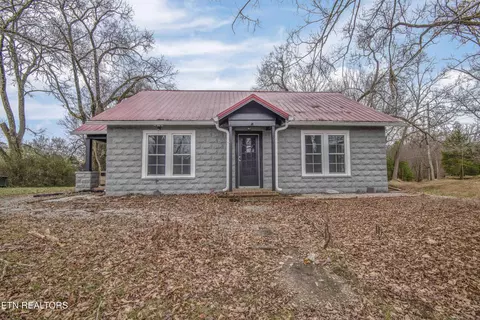 843 Asheville Hwy, Strawberry Plains, TN 37871