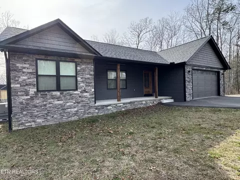 1165 Hargis Rd, Grimsley, TN 38565