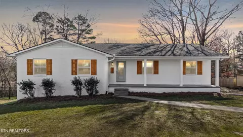 8528 Richland Colony Rd, Knoxville, TN 37923