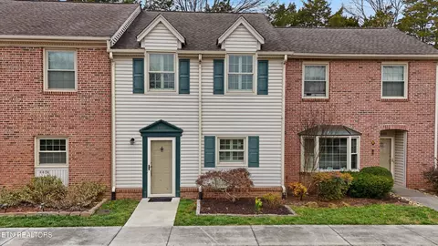 4402 Washington Ct, Knoxville, TN 37917