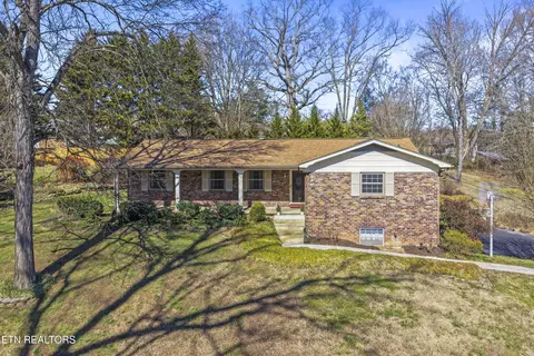 1729 Lavendale Cir, Knoxville, TN 37920