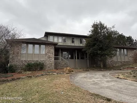 458 E Fox Den Dr, Knoxville, TN 37934