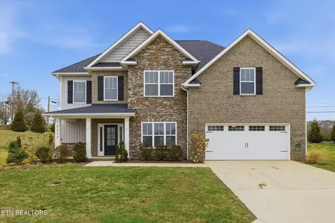 8415 Creek Valley Ln, Knoxville, TN 37931