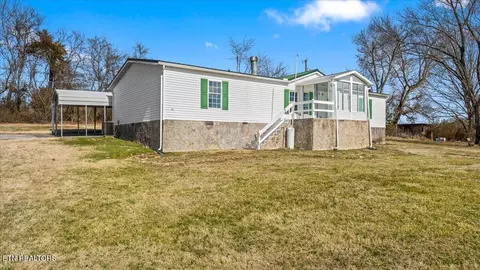 151 Disco Loop Rd, Friendsville, TN 37737