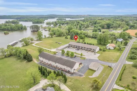 1255 New Lake Rd UNIT 27, Spring City, TN 37381