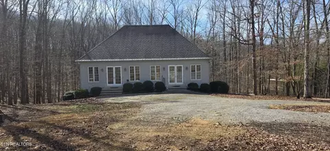 91 Timbercrest Dr, Oak Ridge, TN 37830