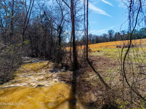 Baumgardner Rd, Maryville, TN 37803