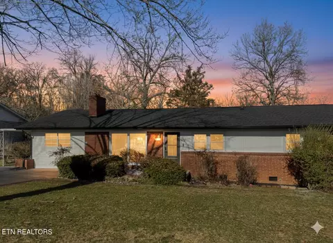 4109 Myrtlewood Dr, Knoxville, TN 37921
