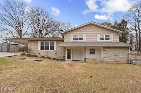 155 Chestnut Hill Rd, Harriman, TN 37748