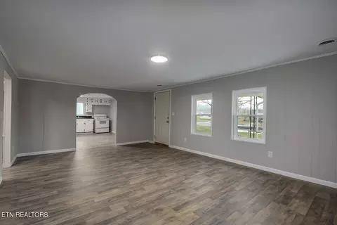1618 Hogan St, Athens, TN 37303