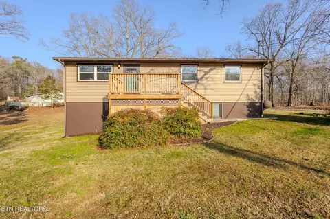 103 Cofer Cir, Harriman, TN 37748