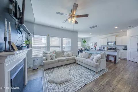 155 Ibis Loop, Oak Ridge, TN 37830 photo 4