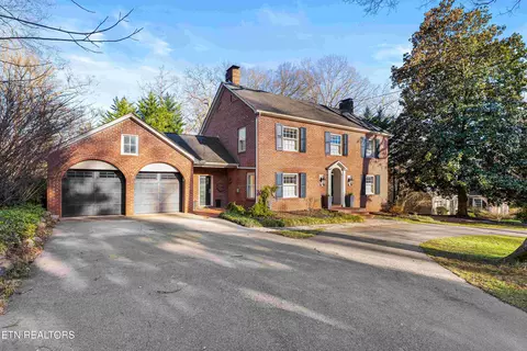 448 W Hillvale Turn, Knoxville, TN 37919