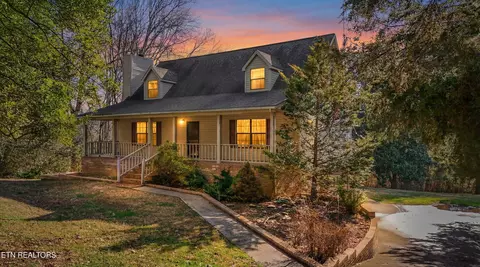 1606 Sunrise Dr, Maryville, TN 37803