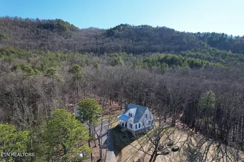 998 Luna Way, Parrottsville, TN 37843