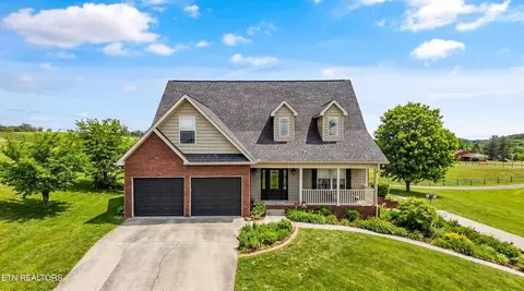 1484 Windfield Dr, Morristown, TN 37813