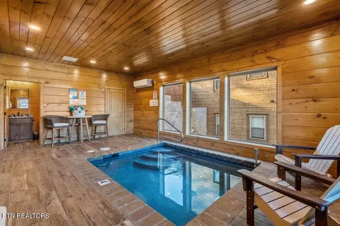 2832 Sequoia Rd, Pigeon Forge, TN 37863