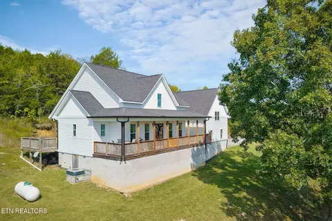 881 Eagle Mountain Rd, Granville, TN 38564