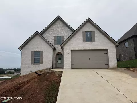 333 Rugby Manor Ln, Knoxville, TN 37923