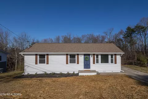 3304 Barbury Ln, Knoxville, TN 37931
