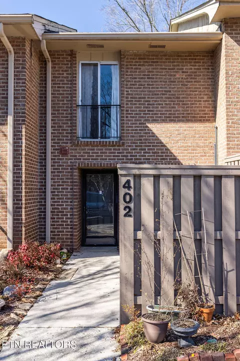 3636 Taliluna Ave #402, Knoxville, TN 37919