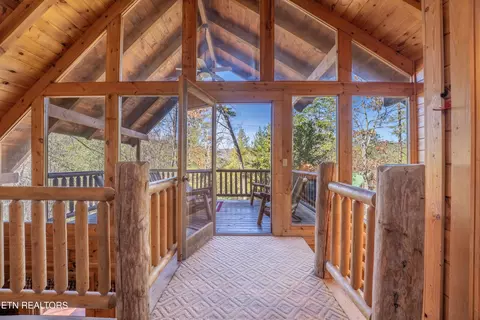 3040 Brothers Way, Pigeon Forge, TN 37862