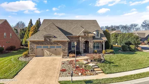 400 Burney Cir, Knoxville, TN 37934