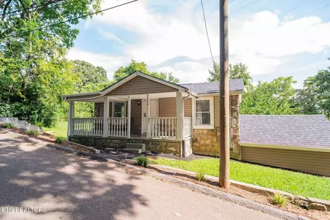 132 Watauga Ave, Knoxville, TN 37917