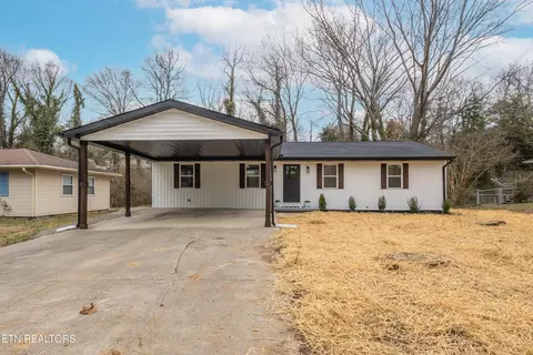 5201 NW Evelyn Dr, Knoxville, TN 37909