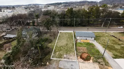 2140 Tennessee Ave, Knoxville, TN 37921