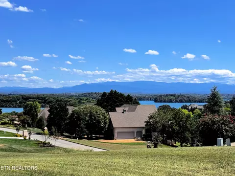 151 Gold Finch Ln, Vonore, TN 37885