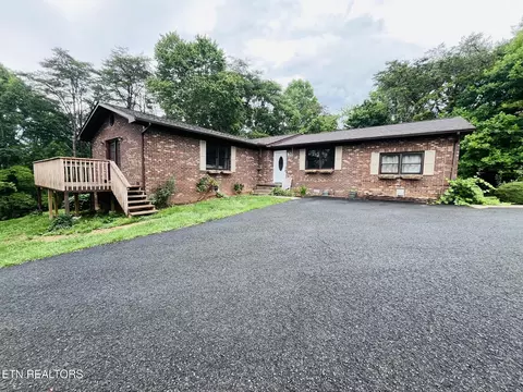 235 Parliament Rd, Harrogate, TN 37752