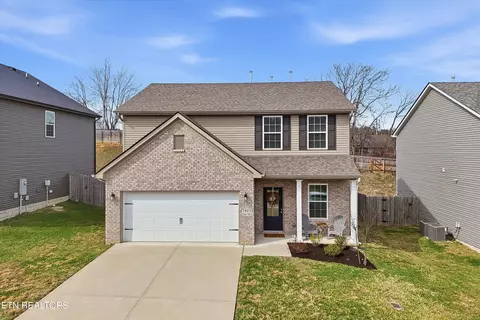 7923 Beeler Farms Ln, Knoxville, TN 37918