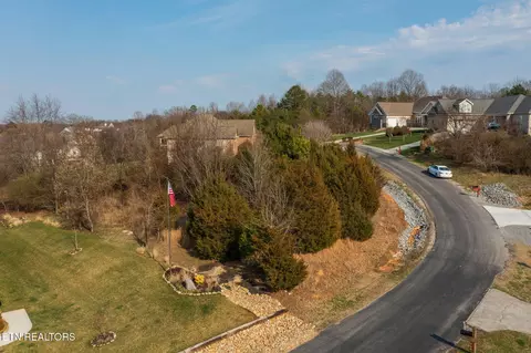 265 Walelu Tr, Vonore, TN 37885
