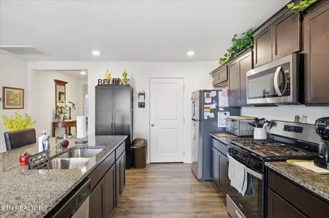 Kitchen - 1237 Cole Dr, Jefferson City, TN 37760 photo 2 of 2