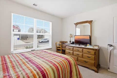 Bedroom - 1237 Cole Dr, Jefferson City, TN 37760 photo 6 of 6