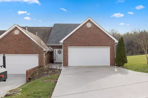 918 Webster Groves Ln, Knoxville, TN 37909
