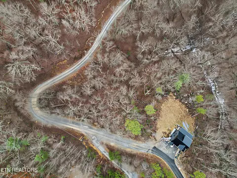 Sugar Maple Loop Rd, Sevierville, TN 37862