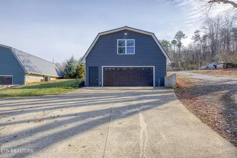 1816 Andes Rd, Knoxville, TN 37931