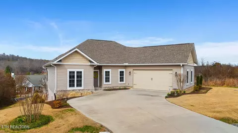 214 Unutsi Tr, Vonore, TN 37885