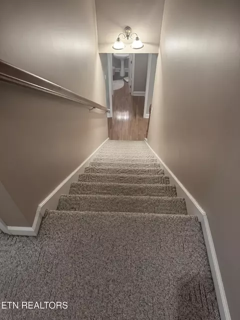 7805 Silverbridge Ct, Powell, TN 37849 photo 37