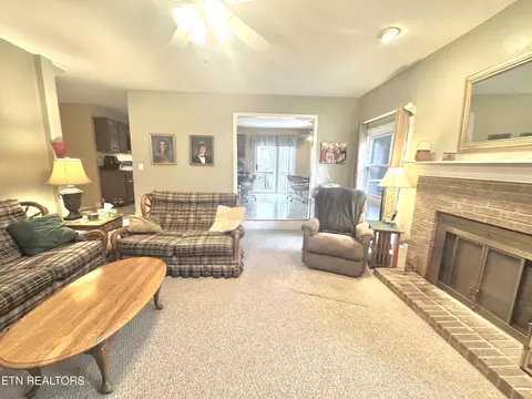 7805 Silverbridge Ct, Powell, TN 37849 photo 6