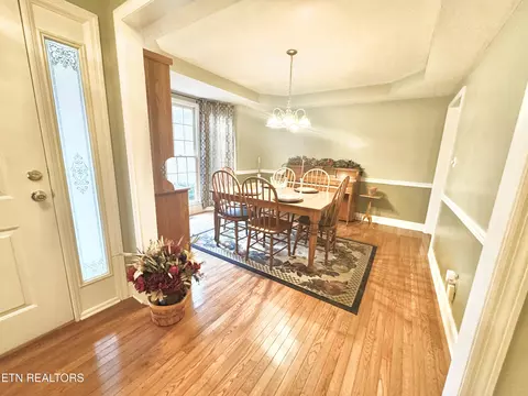 7805 Silverbridge Ct, Powell, TN 37849 photo 3