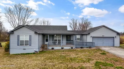 152 Hartland Dr, Madisonville, TN 37354