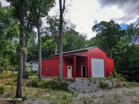 107 Walking Horse Dr, Jamestown, TN 38556